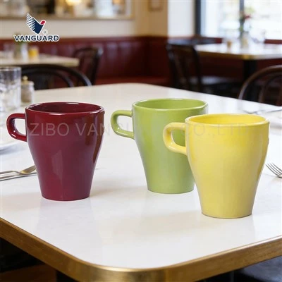 Cawan Kopi Warna Pepejal