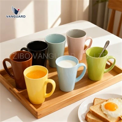 Mug Seramik Bentuk V Warna Pepejal